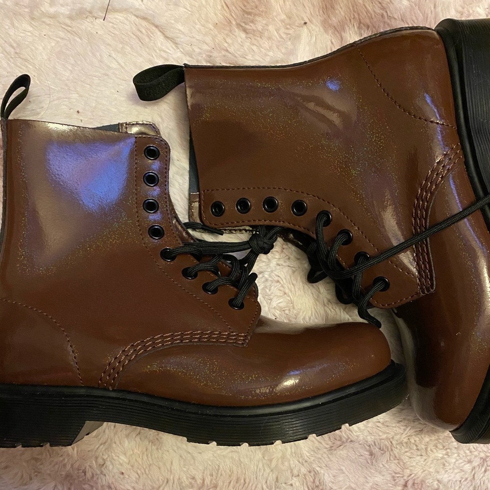 Women’s Dr. Martens